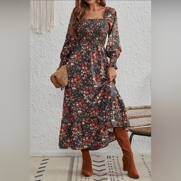 NWT Square Neck Flaral Lantern Boho Floral Sleeves Dress - Picture 2 of 4